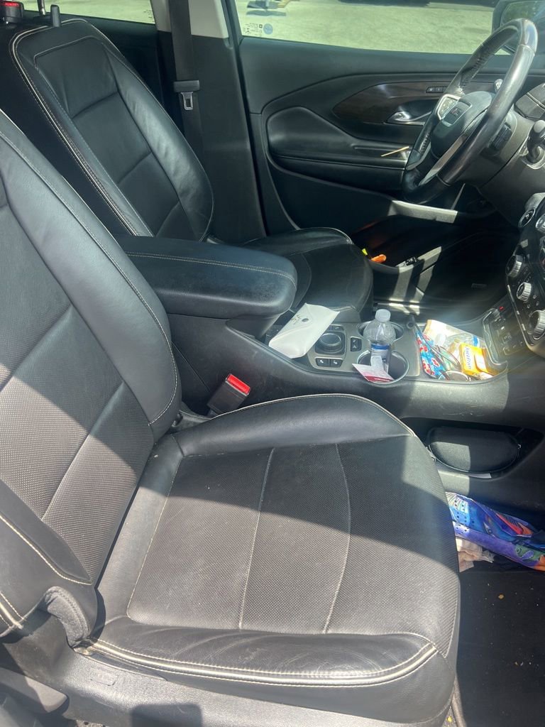 Used 2018 GMC Terrain Denali w/ Advanced Safety Package FWD image 13