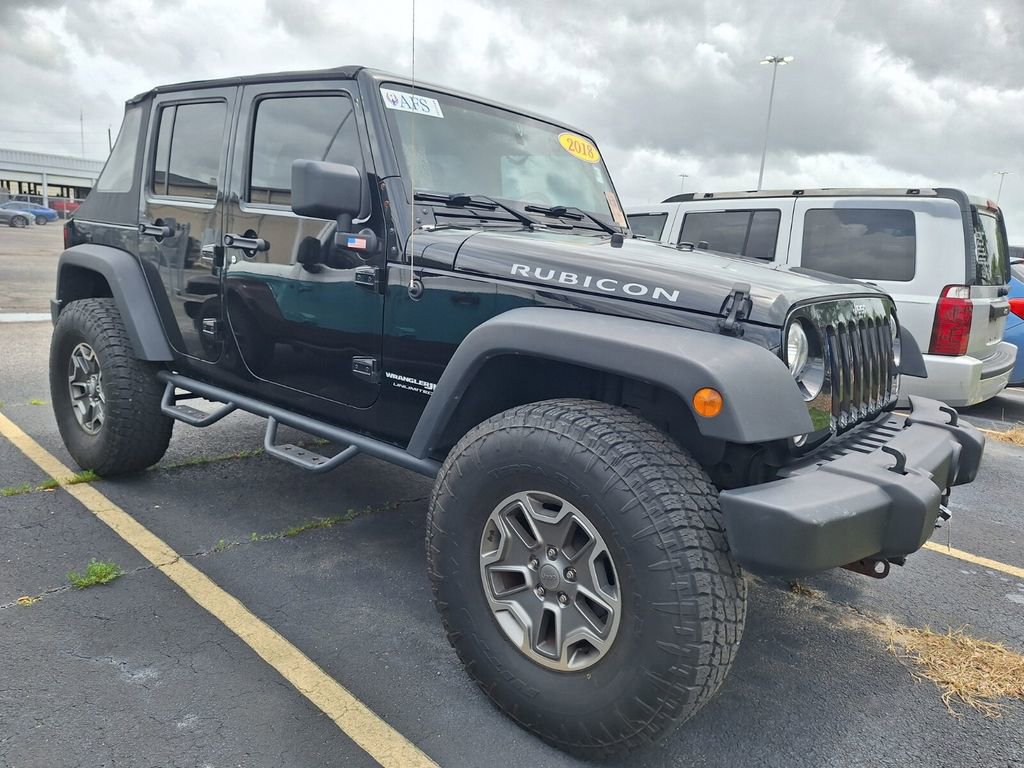 Used 2018 Jeep Wrangler Unlimited Rubicon w/ Connectivity Group image 3