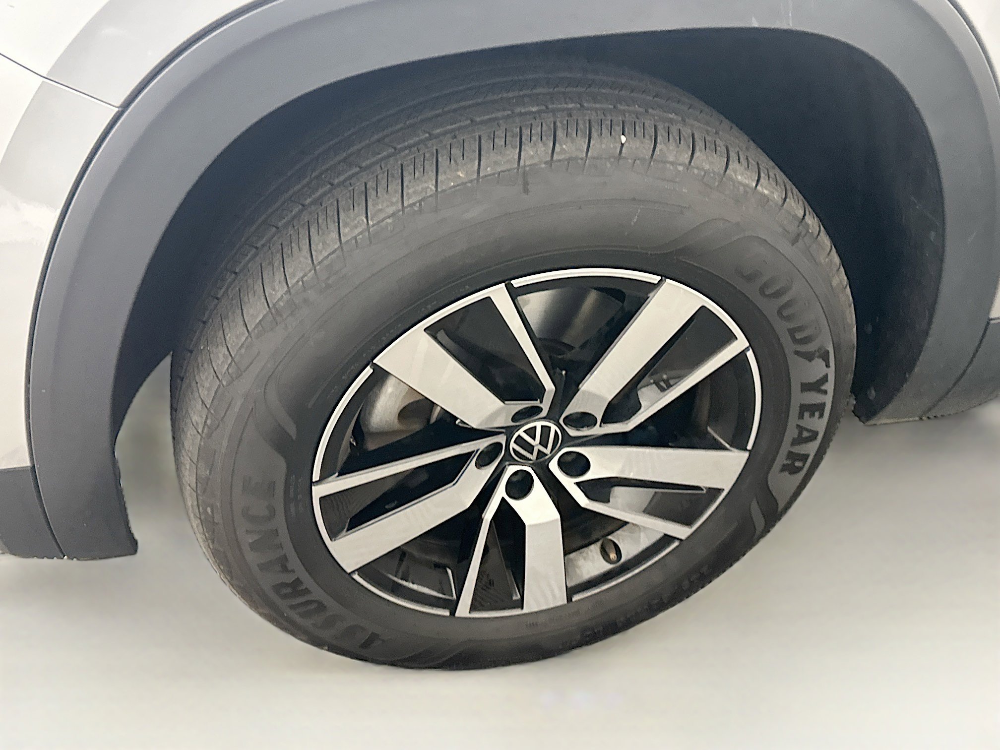 Used 2022 Volkswagen Atlas SE image 11