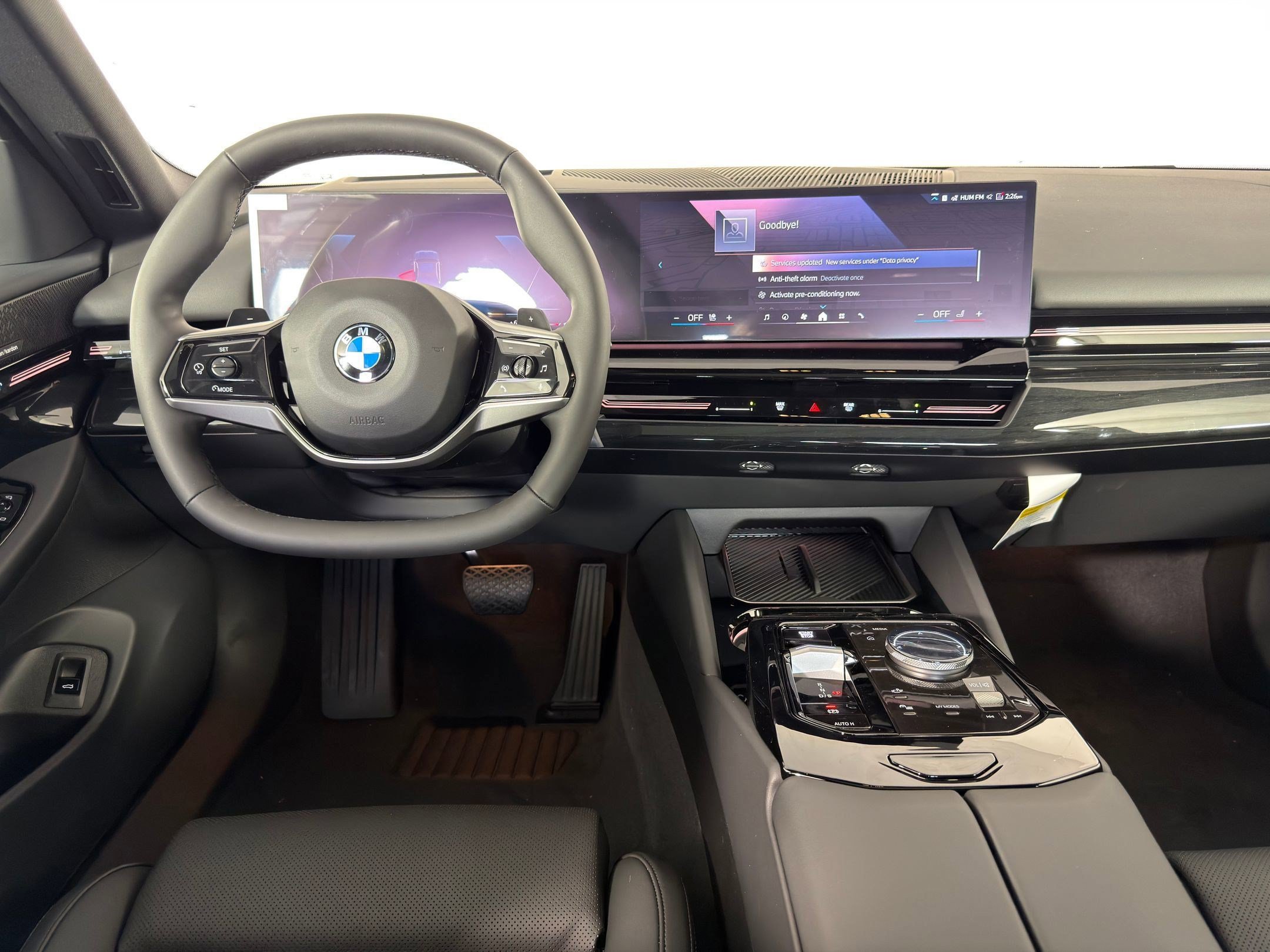 Used 2026 BMW 530i w/ Premium Package RWD image 29