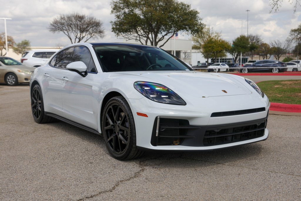 Used 2024 Porsche Panamera image 6