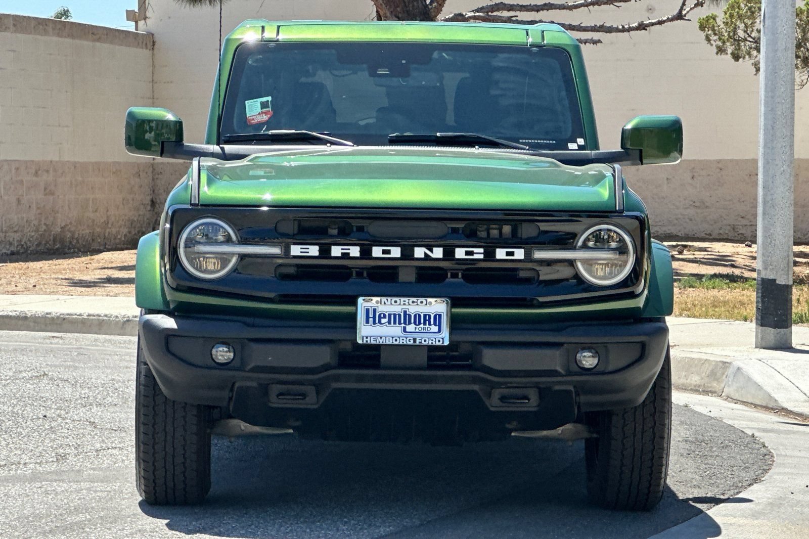Used 2025 Ford Bronco Outer Banks AWD/4WD image 9