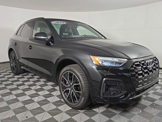 Used 2023 Audi SQ5 Premium Plus w/ Premium Plus Package image 3