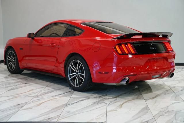 Used 2015 Ford Mustang GT RWD image 6