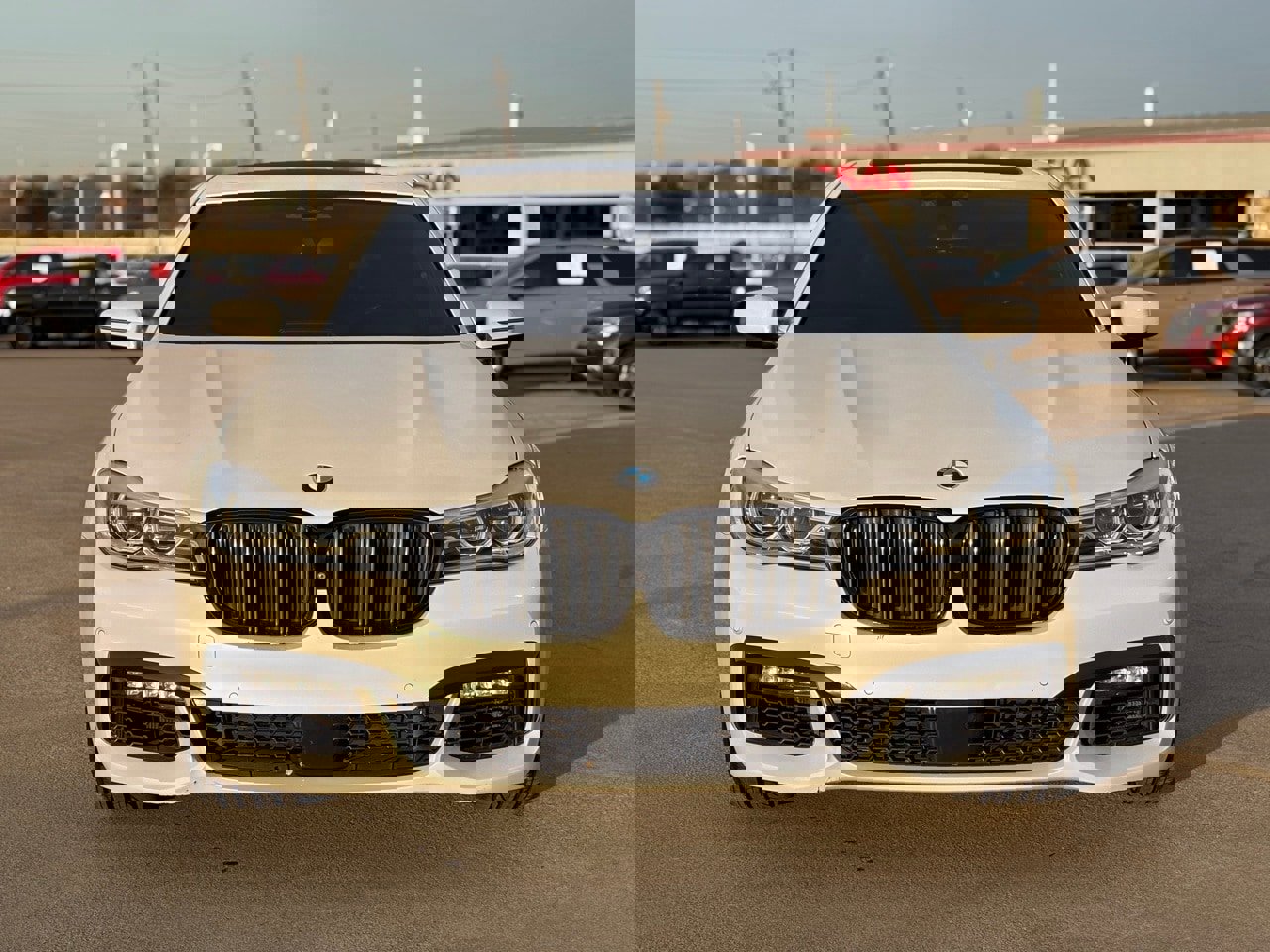 Used 2017 BMW 750i image 3