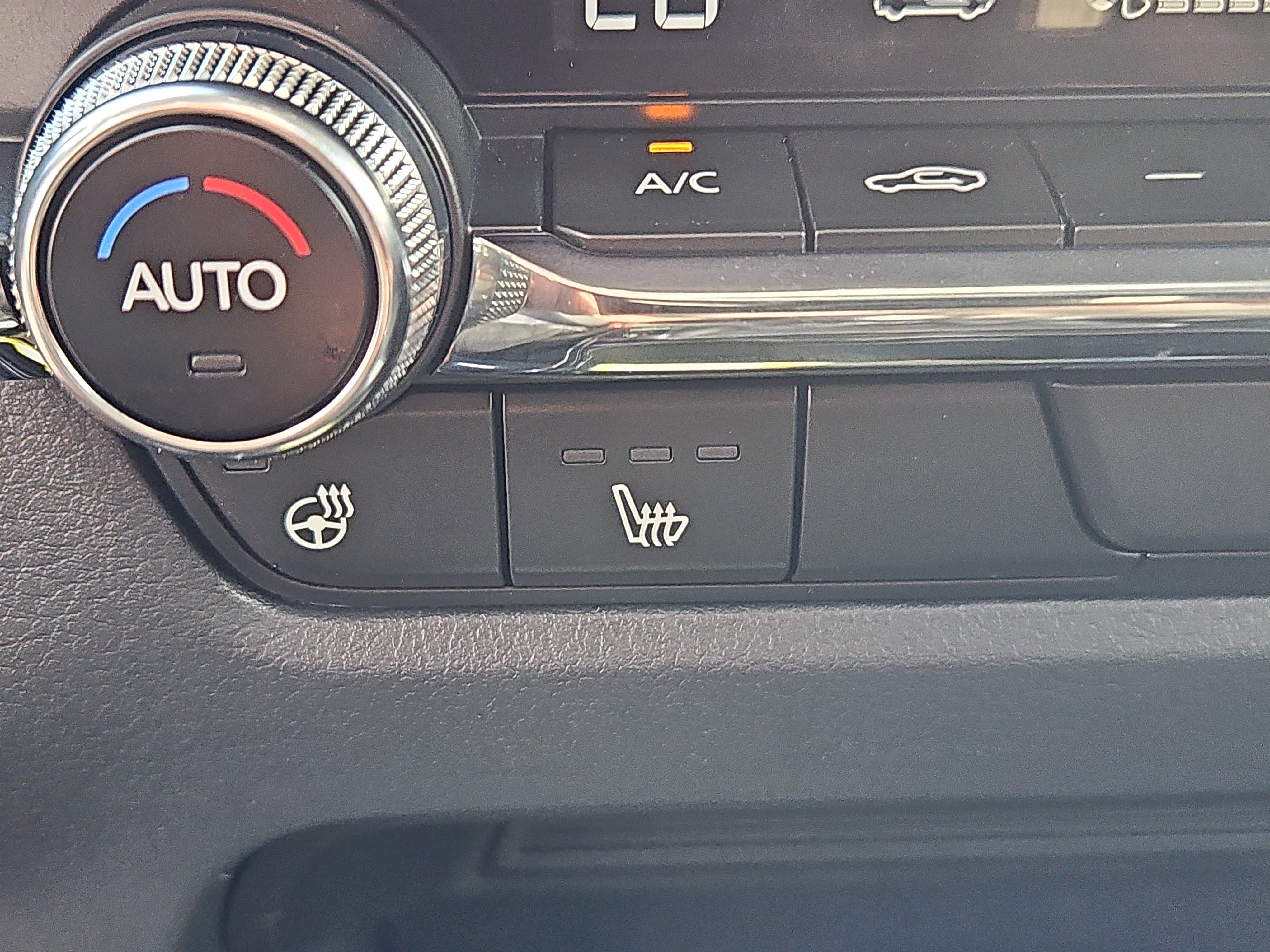 Certified 2025 MAZDA CX-30 2.5 Turbo w/ Premium Plus Pkg image 13