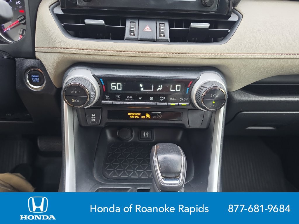 Used 2019 Toyota RAV4 XLE Premium FWD image 15
