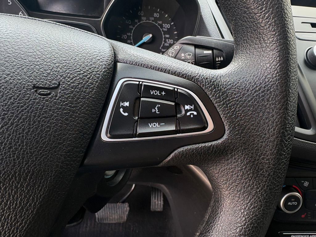 Used 2018 Ford Escape SE w/ Ford Safe & Smart Package image 20