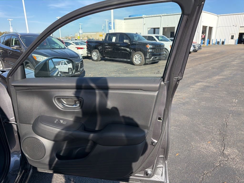 New 2026 Honda HR-V LX image 33