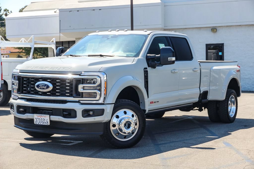 Used 2026 Ford F450 Platinum w/ FX4 Off-Road Package AWD/4WD image 1