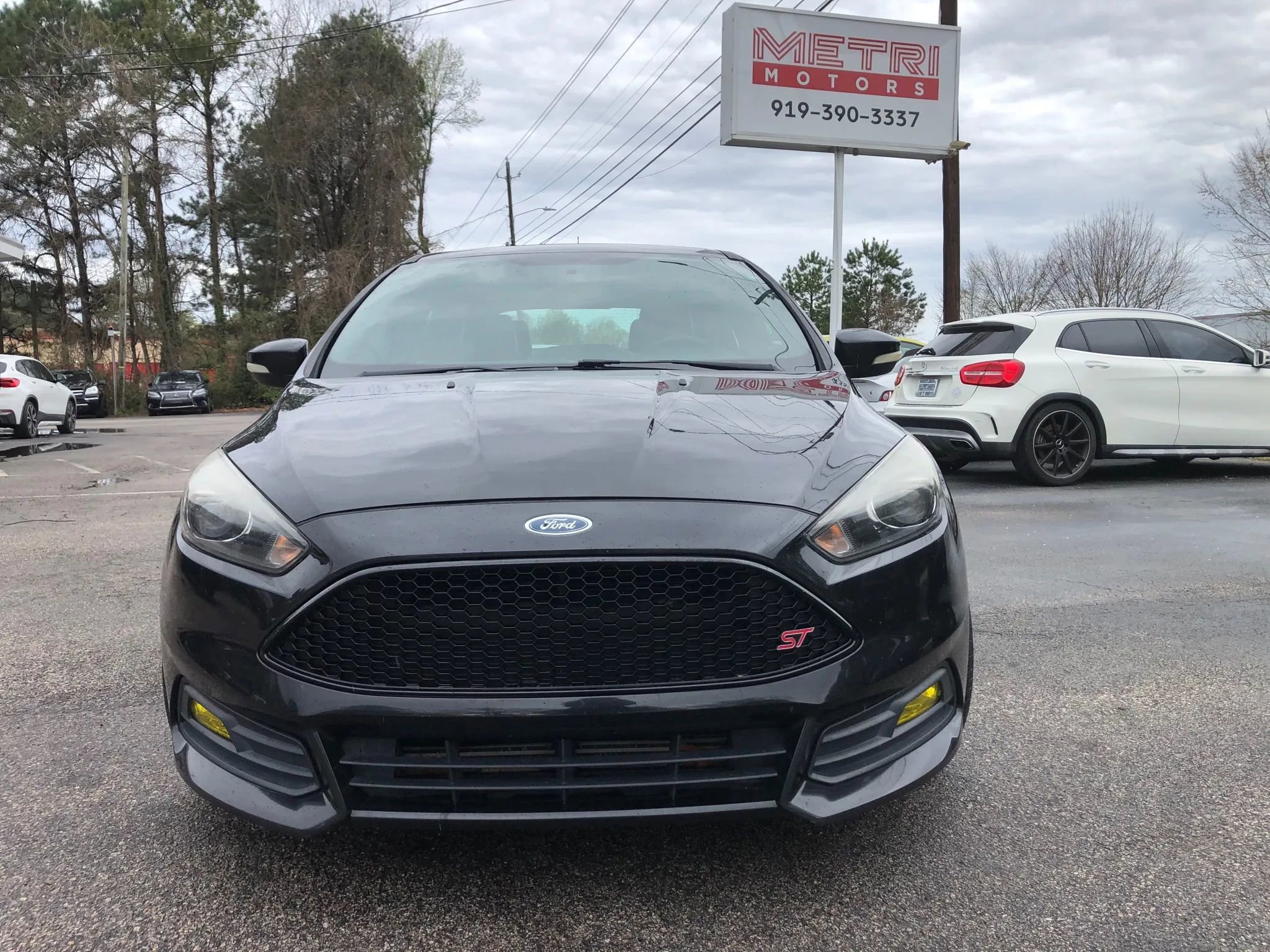 Used 2015 Ford Focus ST w/ Equipment Group 402A FWD image 8