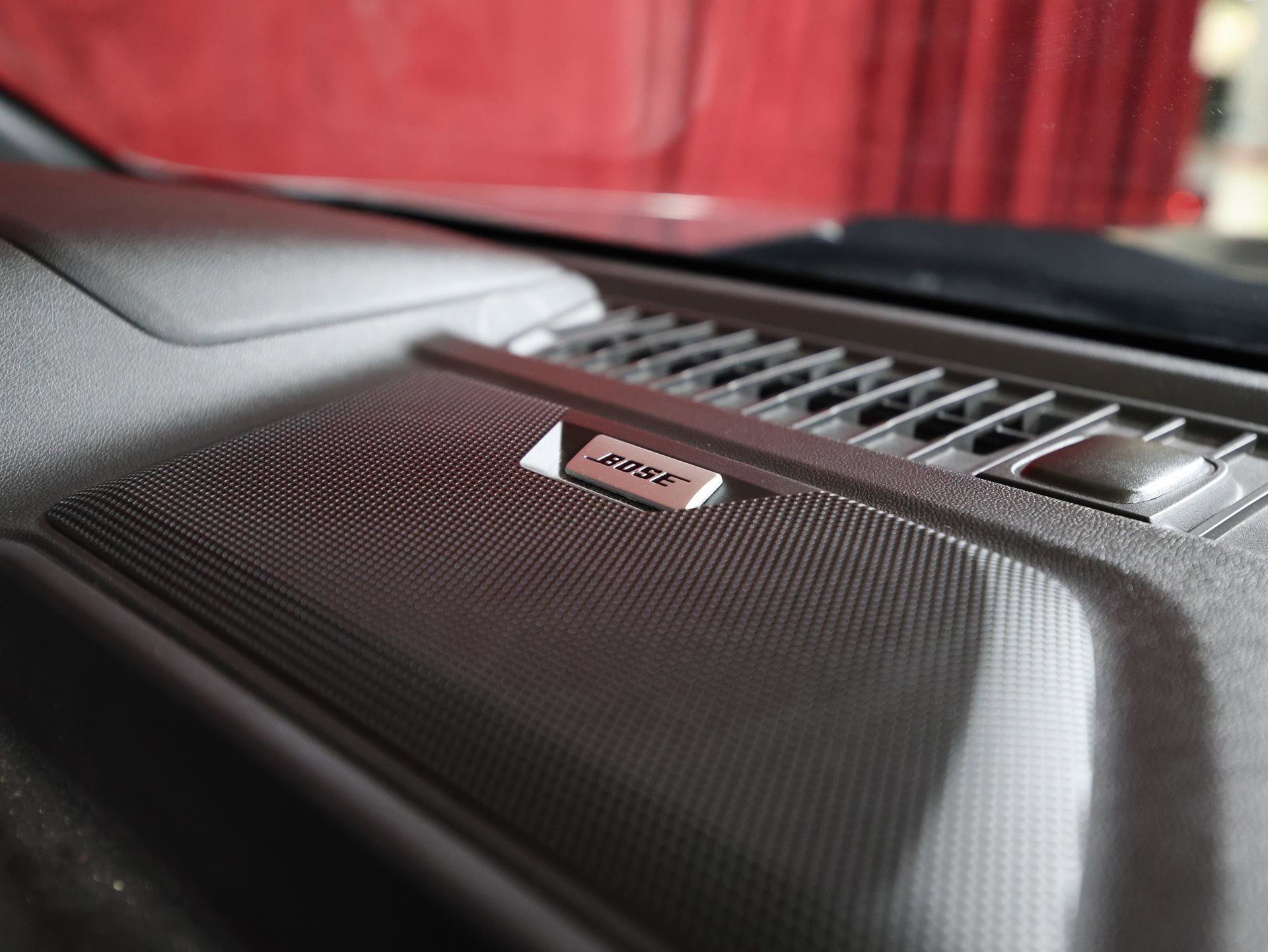 Used 2024 Chevrolet Colorado ZR2 w/ Technology Package image 29