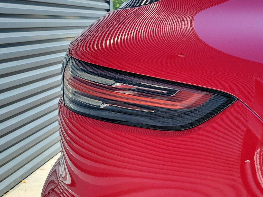 Certified 2022 Porsche Cayenne Turbo image 16