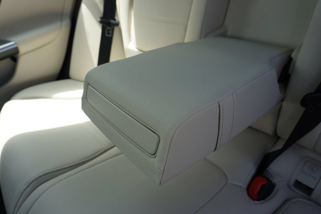 Certified 2025 Mercedes-Benz C 300 Sedan image 46