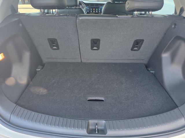 Certified 2023 Chevrolet Bolt LT w/ Infotainment Package FWD image 16