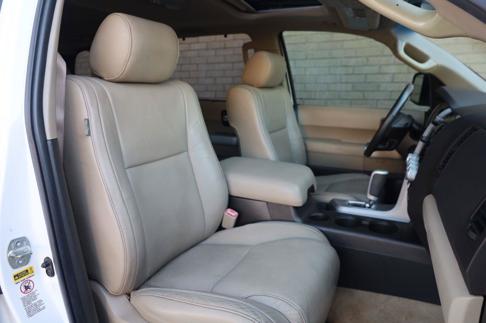 Used 2008 Toyota Sequoia Limited AWD/4WD image 30