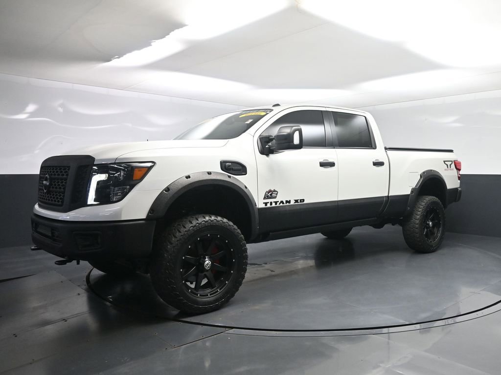Used 2019 Nissan Titan SV w/ SV Convenience Package image 28