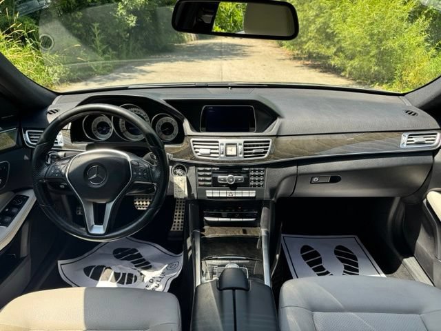 Used 2015 Mercedes-Benz E 350 4MATIC Sedan image 21