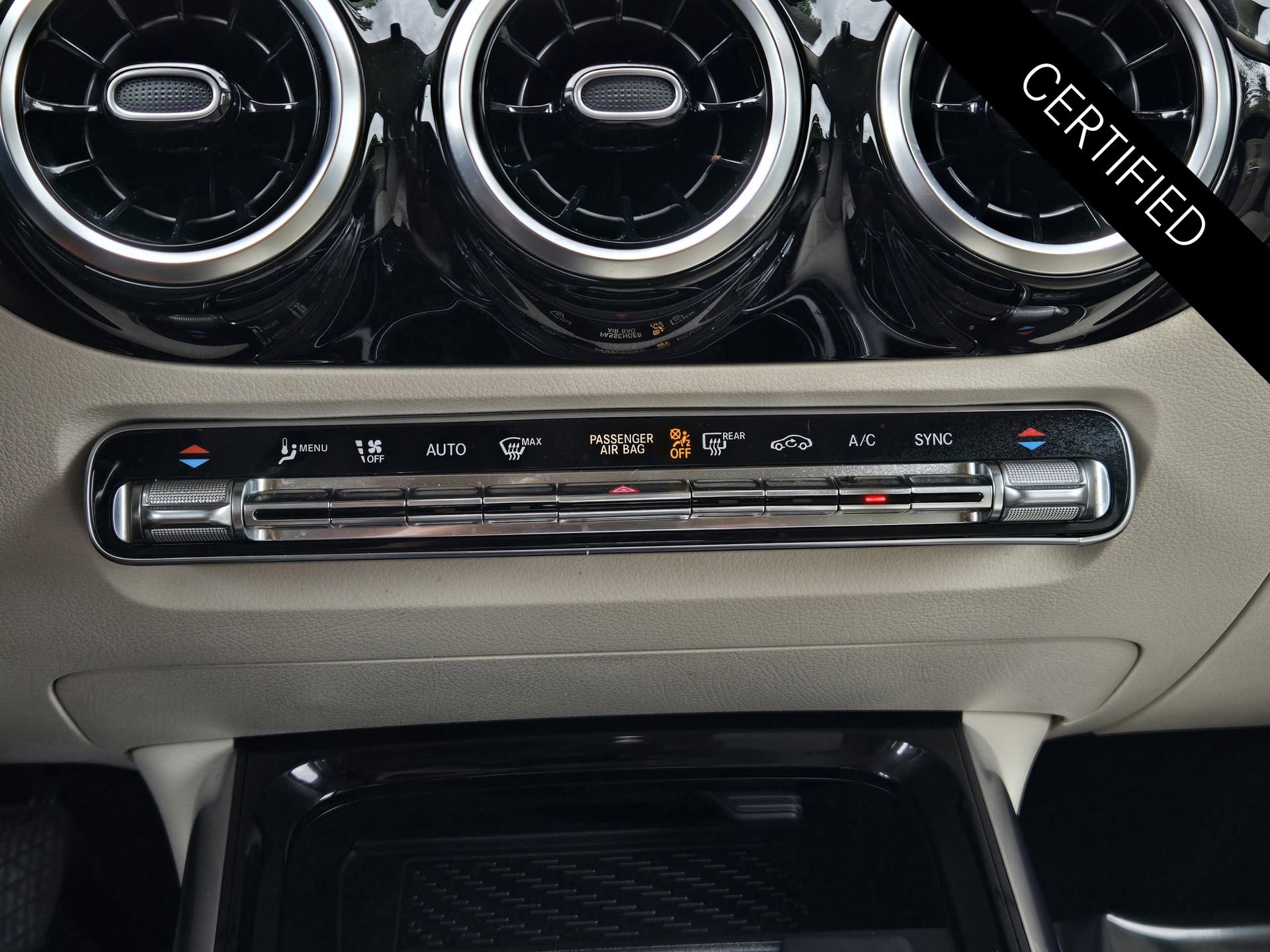 Certified 2021 Mercedes-Benz GLA 250 image 18