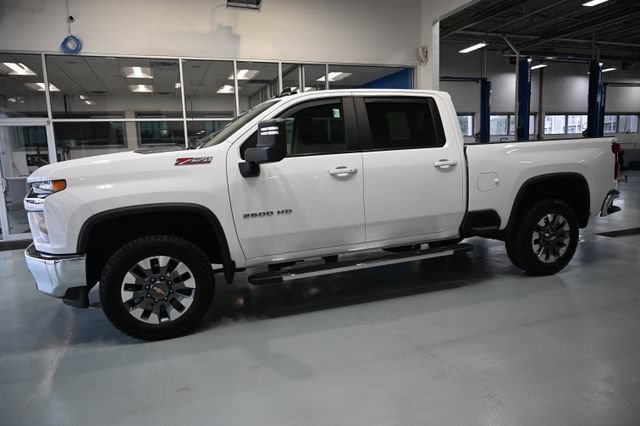 Used 2022 Chevrolet Silverado 2500 LT w/ Convenience Package AWD/4WD image 8