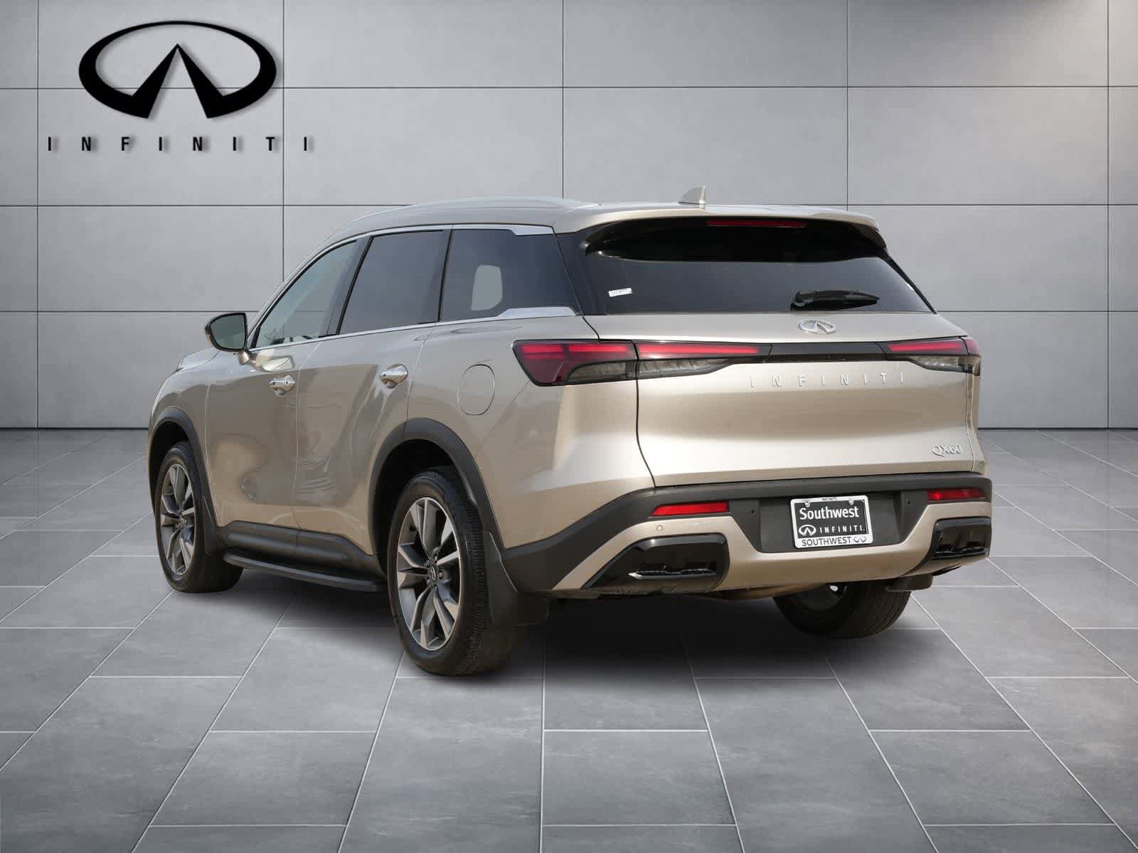 Certified 2024 INFINITI QX60 Luxe FWD image 3