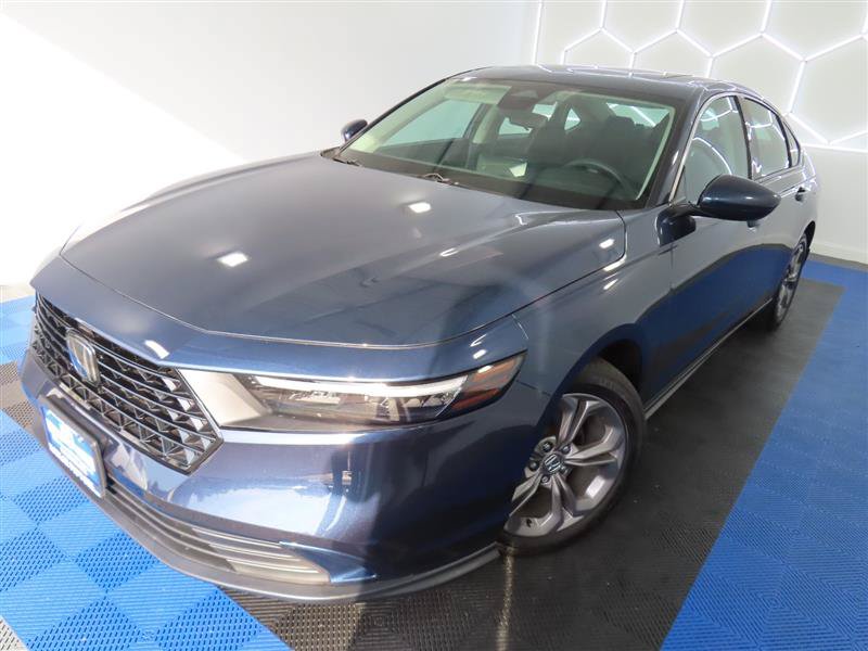 Used 2024 Honda Accord EX image 4