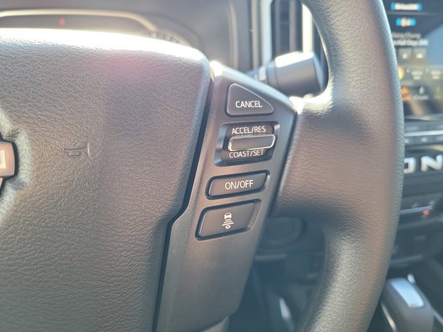 Certified 2025 Nissan Frontier SV image 25