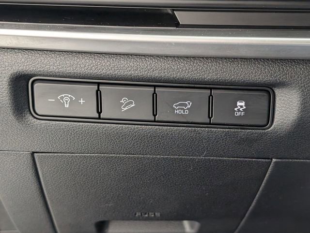 Used 2025 Kia Telluride S AWD/4WD image 14
