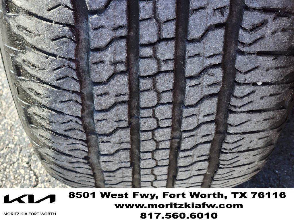 Used 2024 RAM 1500 Laramie AWD/4WD image 10