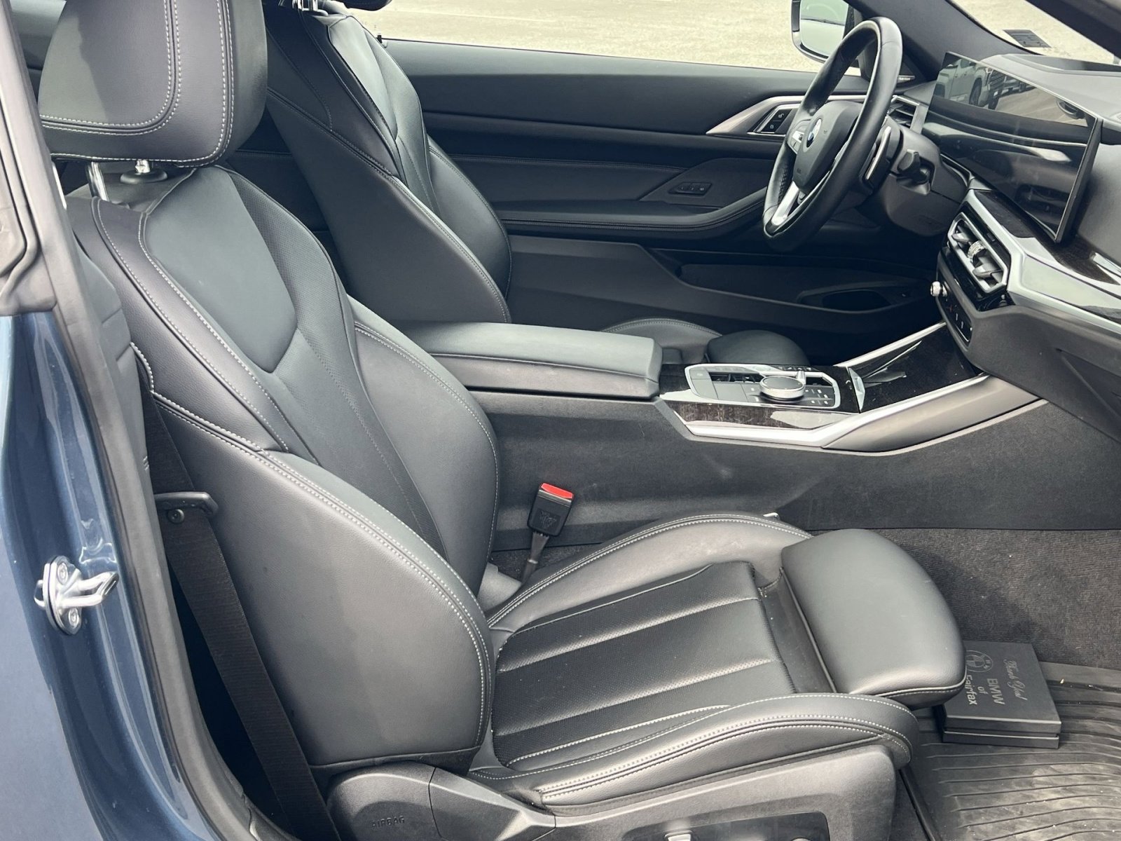 Used 2024 BMW 430i xDrive Coupe w/ Premium Package image 27