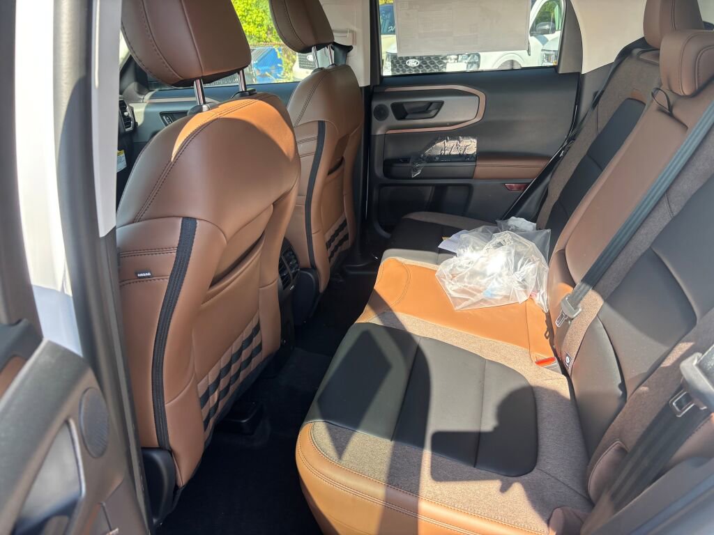 New 2025 Ford Bronco Sport Outer Banks w/ Outer Banks Tech Package+ image 11