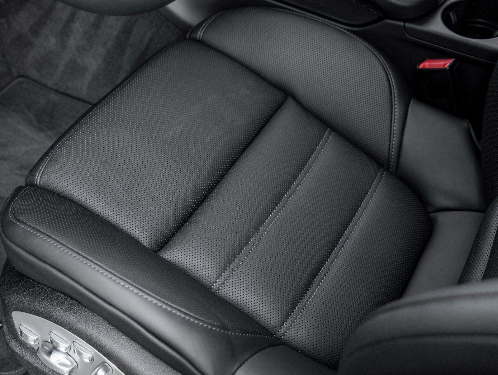 Used 2026 Porsche Macan S image 21