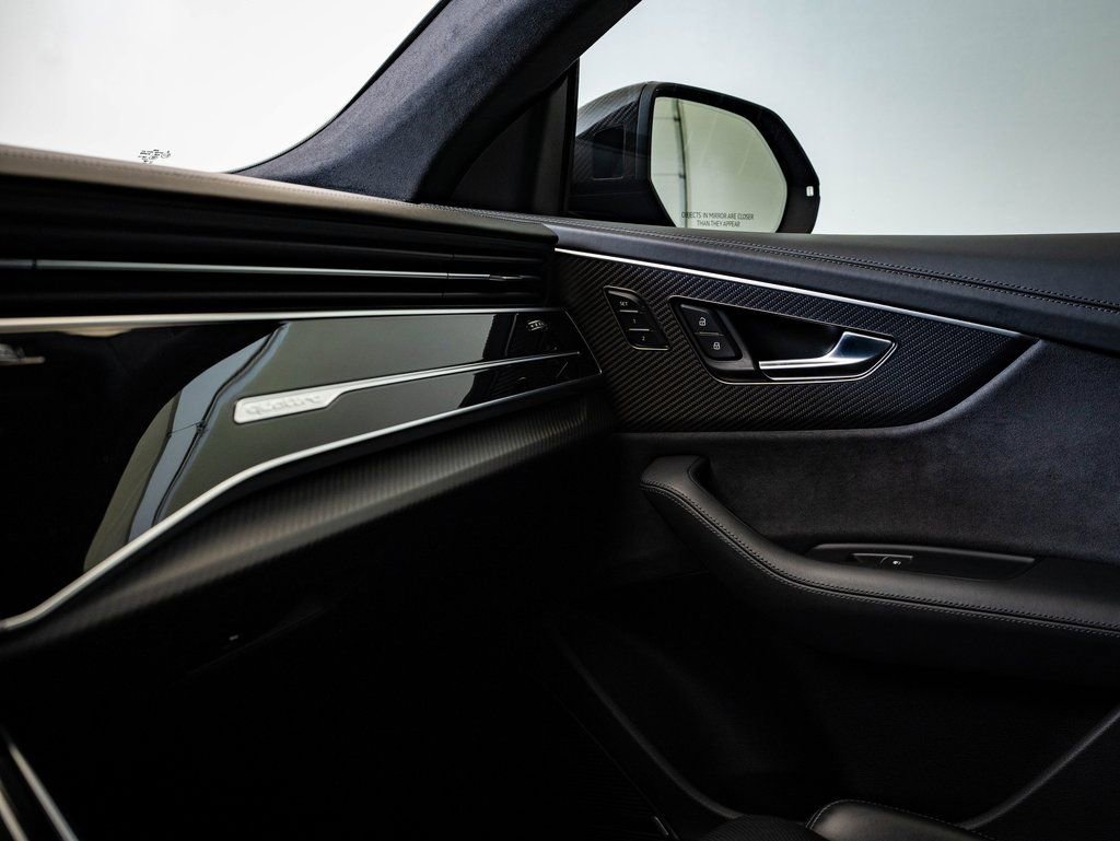 Certified 2024 Audi RS Q8 image 43