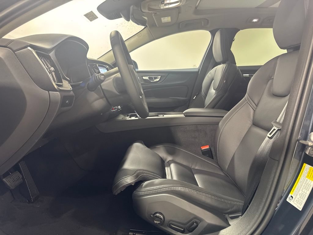 New 2026 Volvo V60 B5 Cross Country Ultra w/ Climate Package AWD/4WD image 19