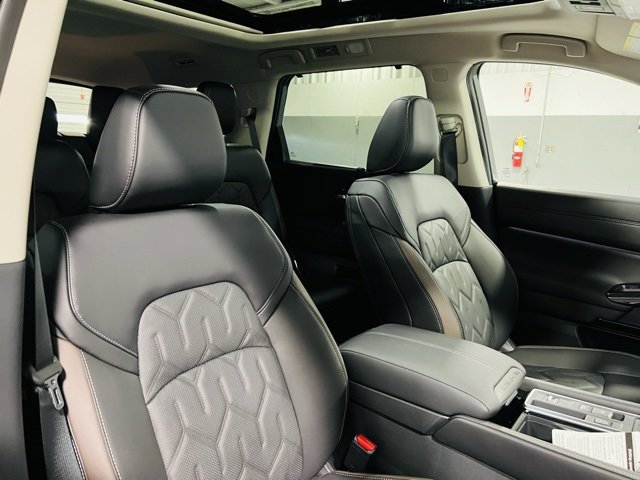 New 2026 Nissan Pathfinder Platinum image 39