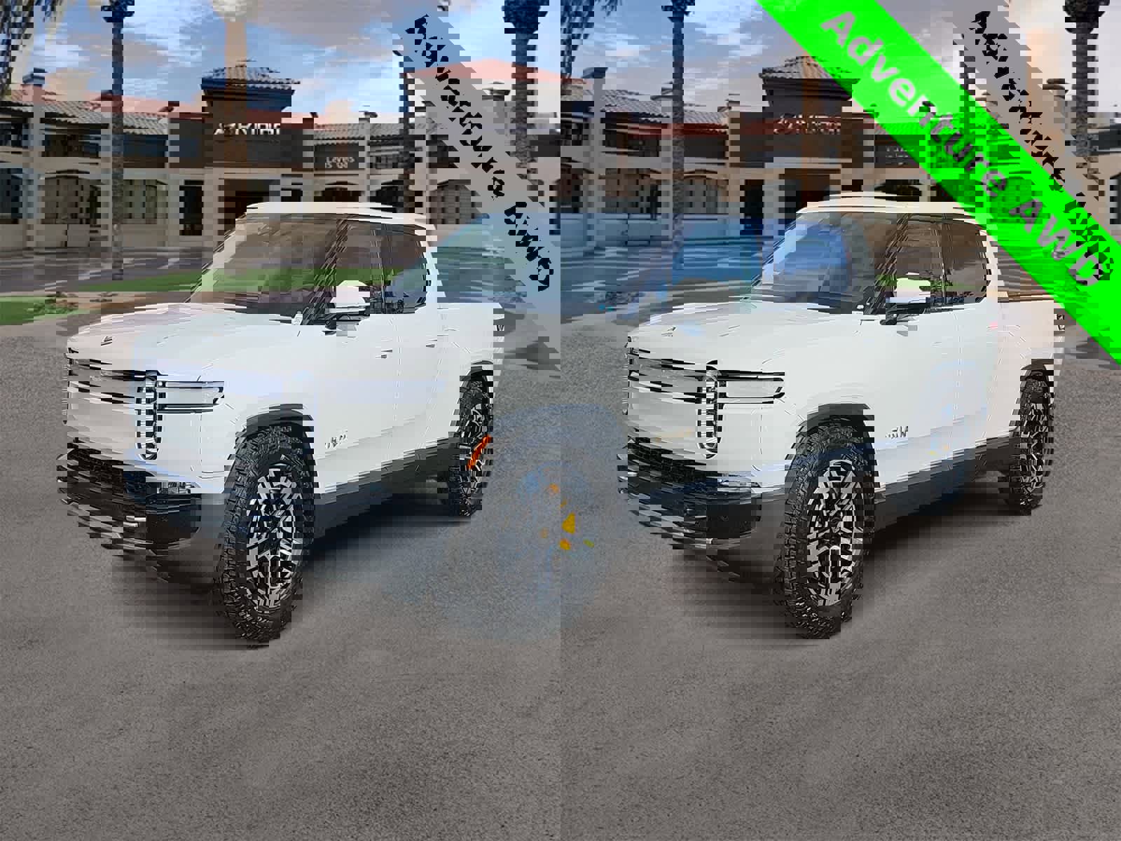 Used 2022 Rivian R1T Adventure image 4