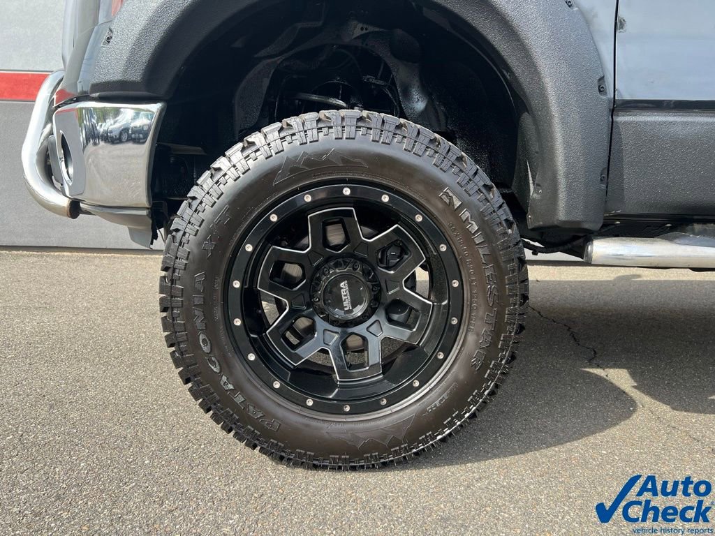 Used 2011 Ford F150 XLT w/ XLT Chrome Pkg image 18