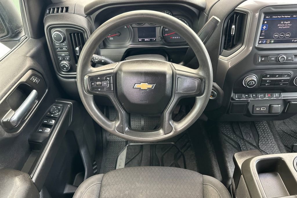 Used 2023 Chevrolet Silverado 1500 Custom AWD/4WD image 15