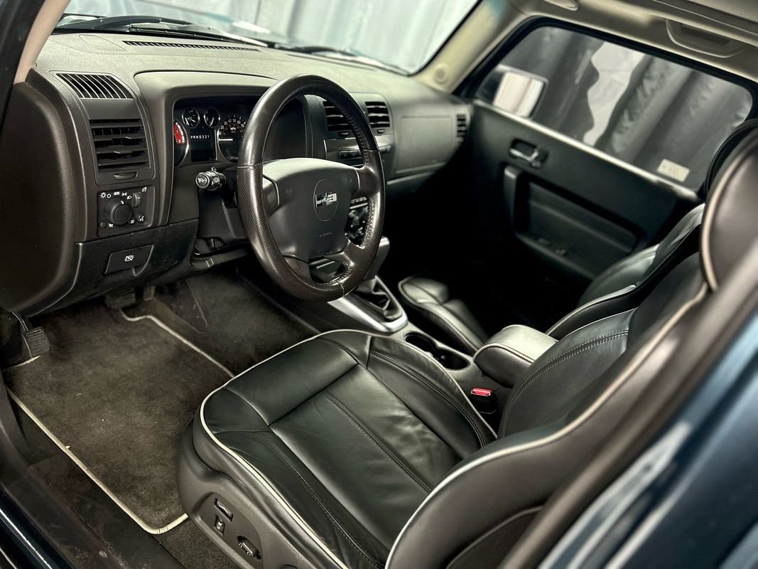 Used 2006 HUMMER H3 Luxury image 17