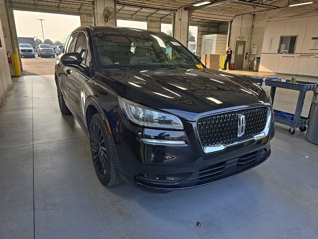 Used 2022 Lincoln Corsair Reserve AWD/4WD image 1