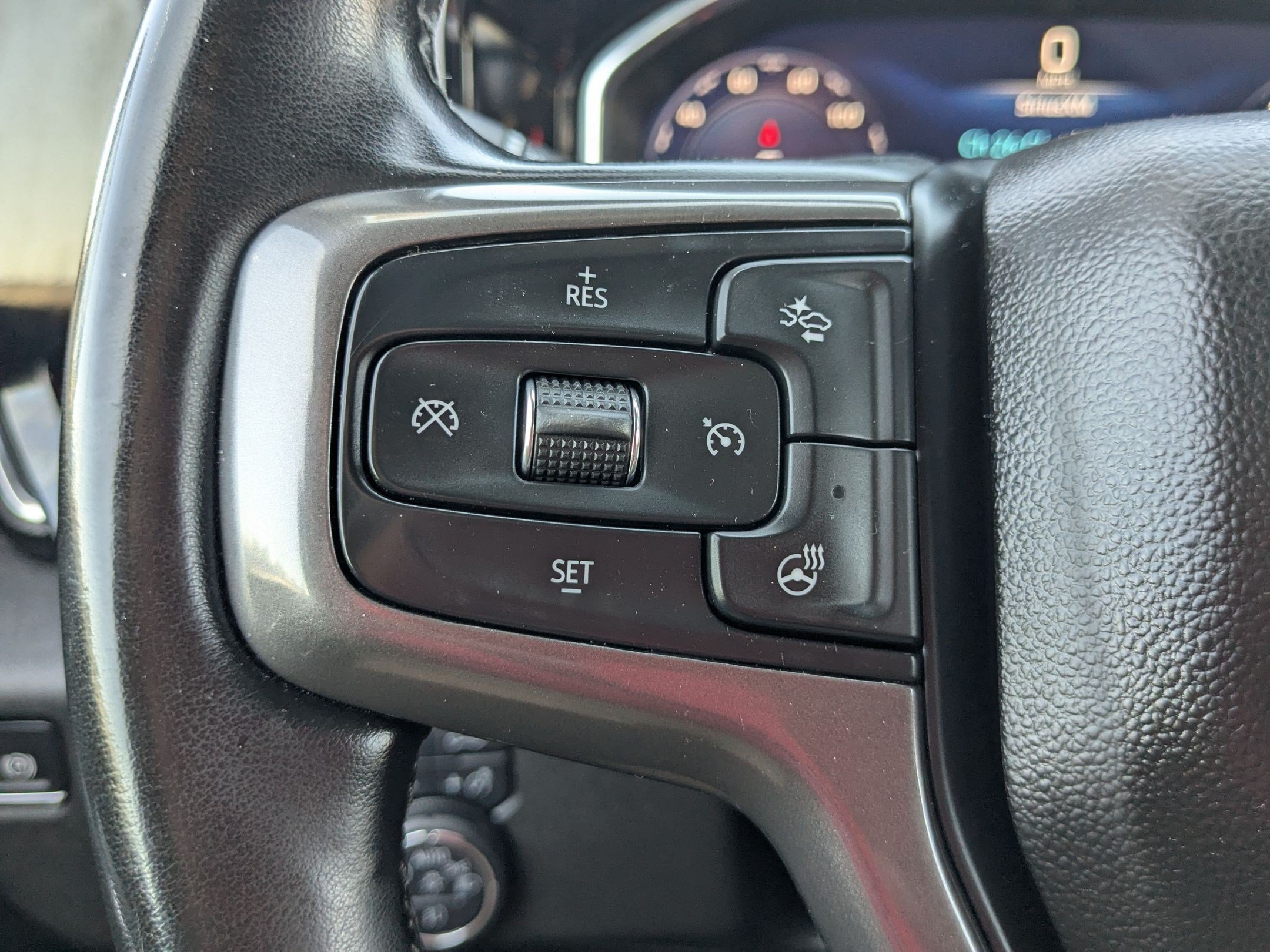 Used 2025 Chevrolet Silverado 3500 High Country w/ Technology Package AWD/4WD image 16
