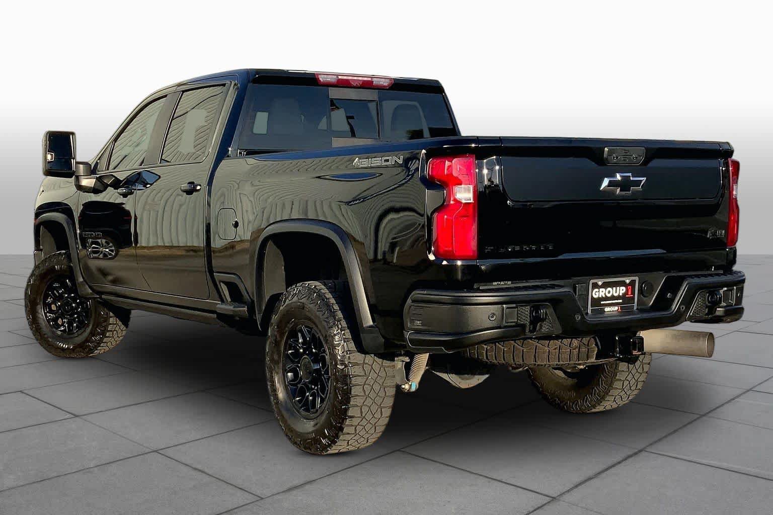Used 2024 Chevrolet Silverado 2500 ZR2 w/ ZR2 Bison Edition AWD/4WD image 12