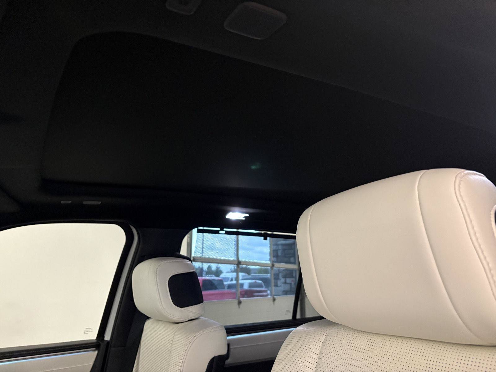 Used 2025 Toyota Sequoia Capstone AWD/4WD image 13