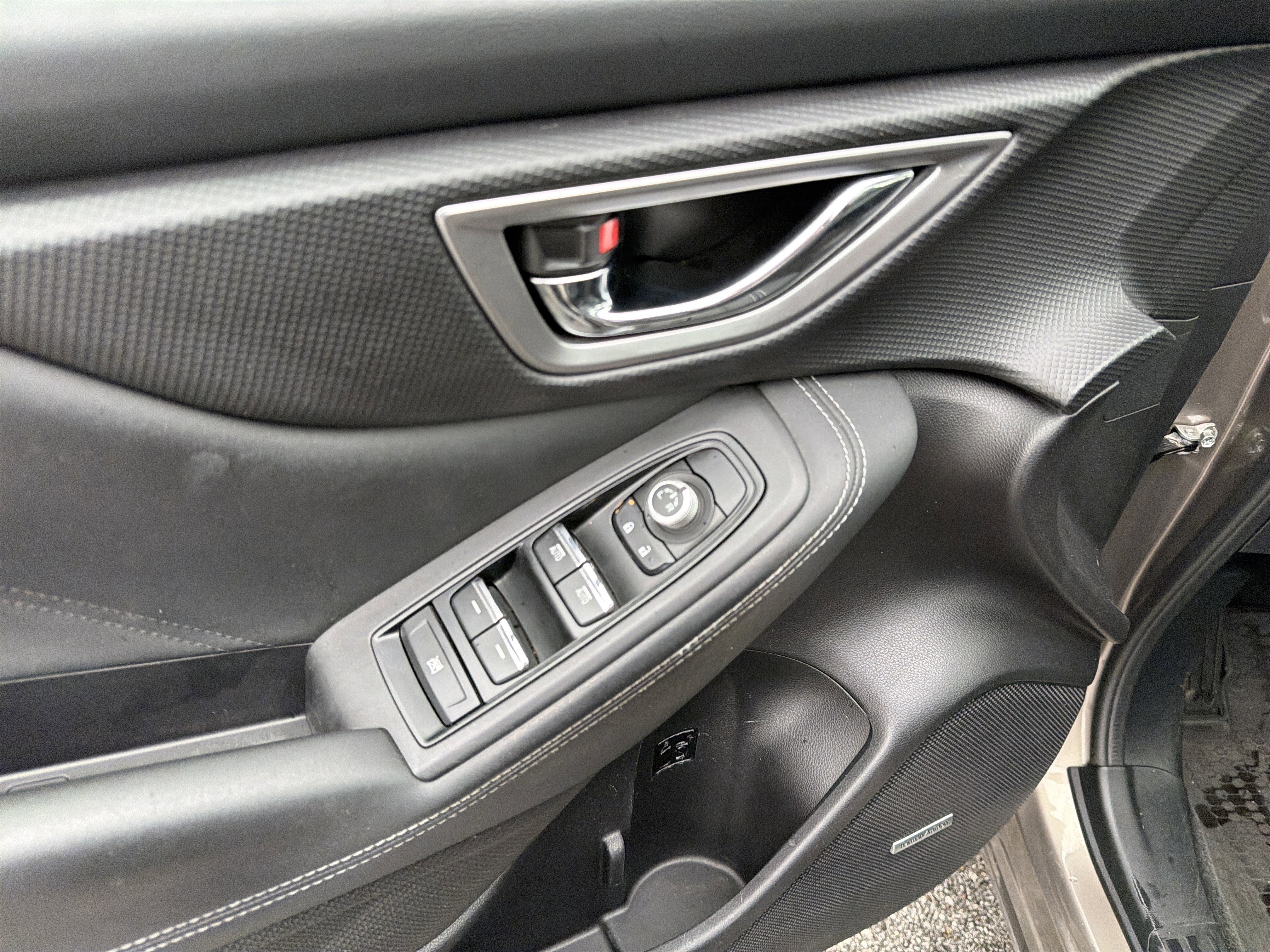 Used 2020 Subaru Forester Limited w/ Popular Package #3 image 11