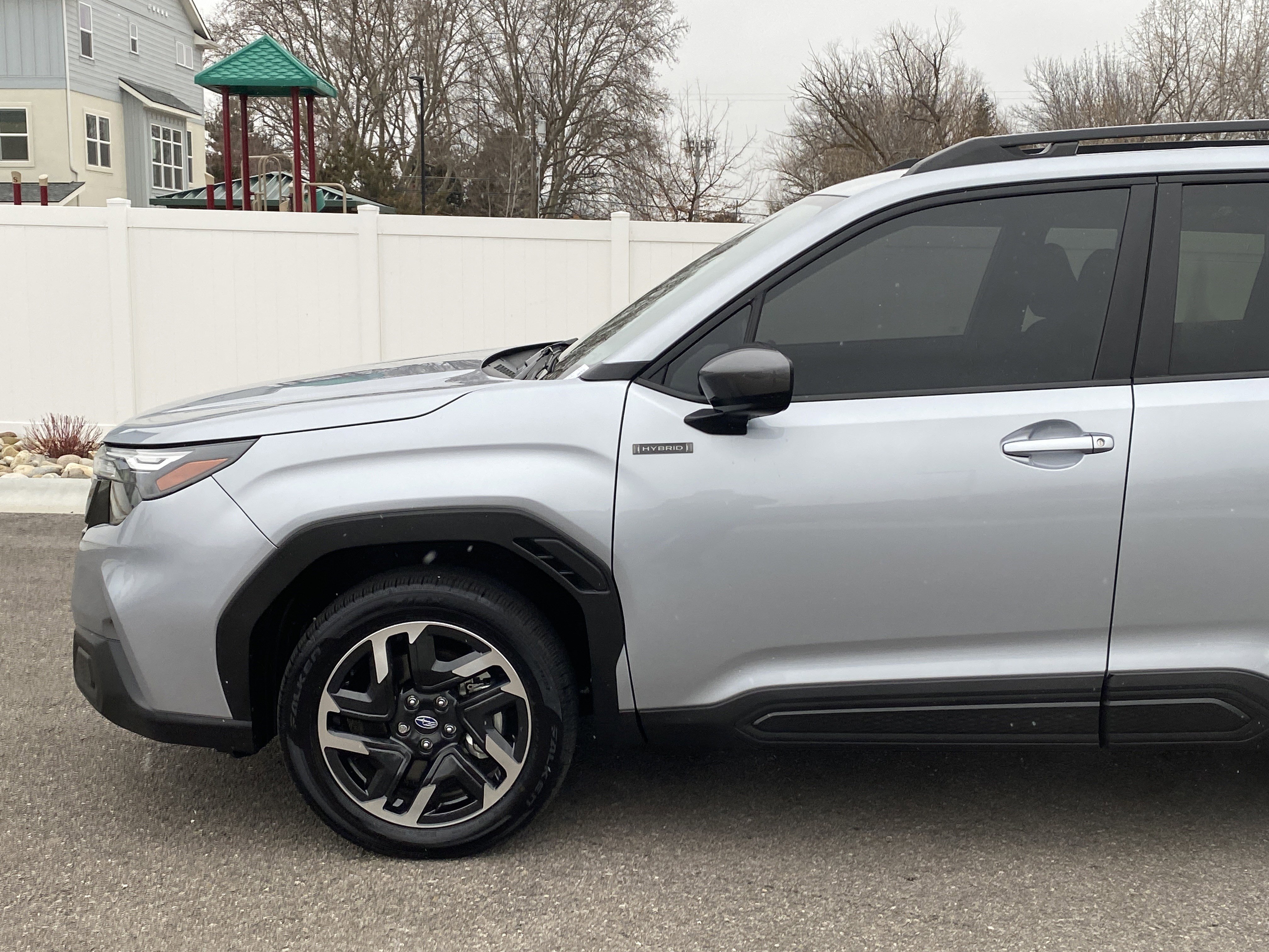 Used 2025 Subaru Forester Premium image 2