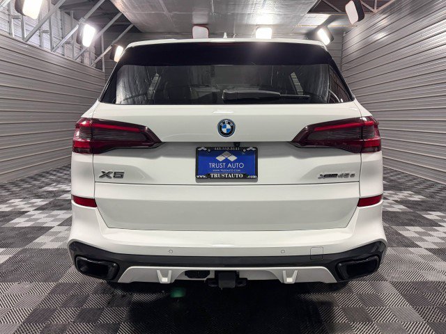 Used 2022 BMW X5 xDrive45e w/ M Sport Package image 6