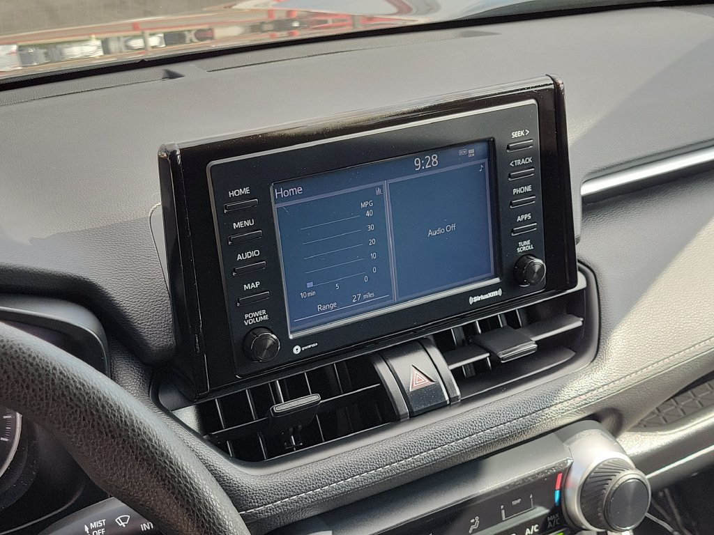 Used 2022 Toyota RAV4 LE AWD/4WD image 28