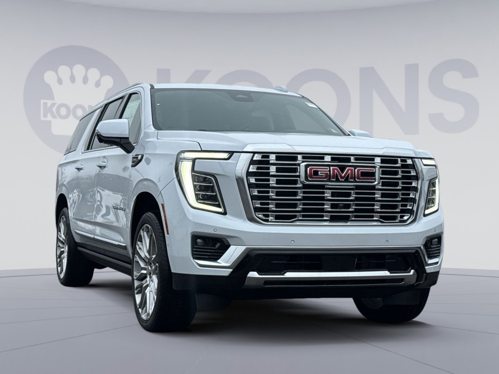 New 2026 GMC Yukon XL Denali w/ Denali Reserve Package image 10