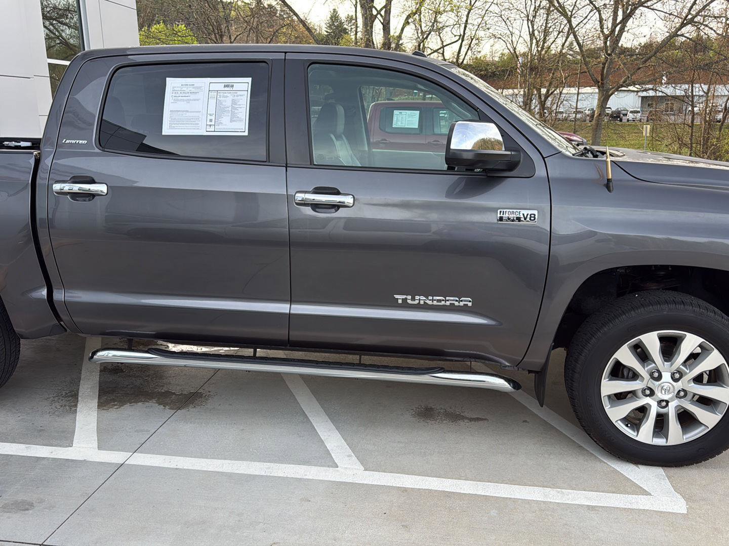 Used 2014 Toyota Tundra Limited w/ Limited Premium Package image 3