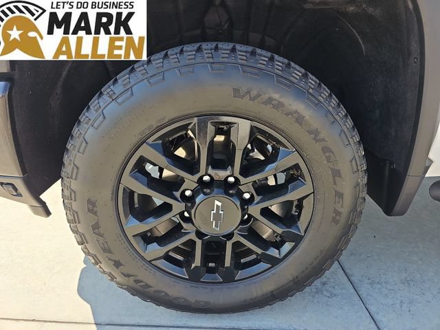 Used 2025 Chevrolet Silverado 2500 LTZ w/ LTZ Plus Package AWD/4WD image 34